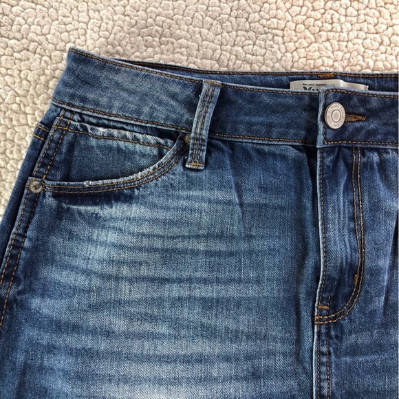 Mudd Women’s/Juniors FLX Stretch Size 9 Distressed Raw Hem Blue Jean Denim Skirt - Picture 2 of 12